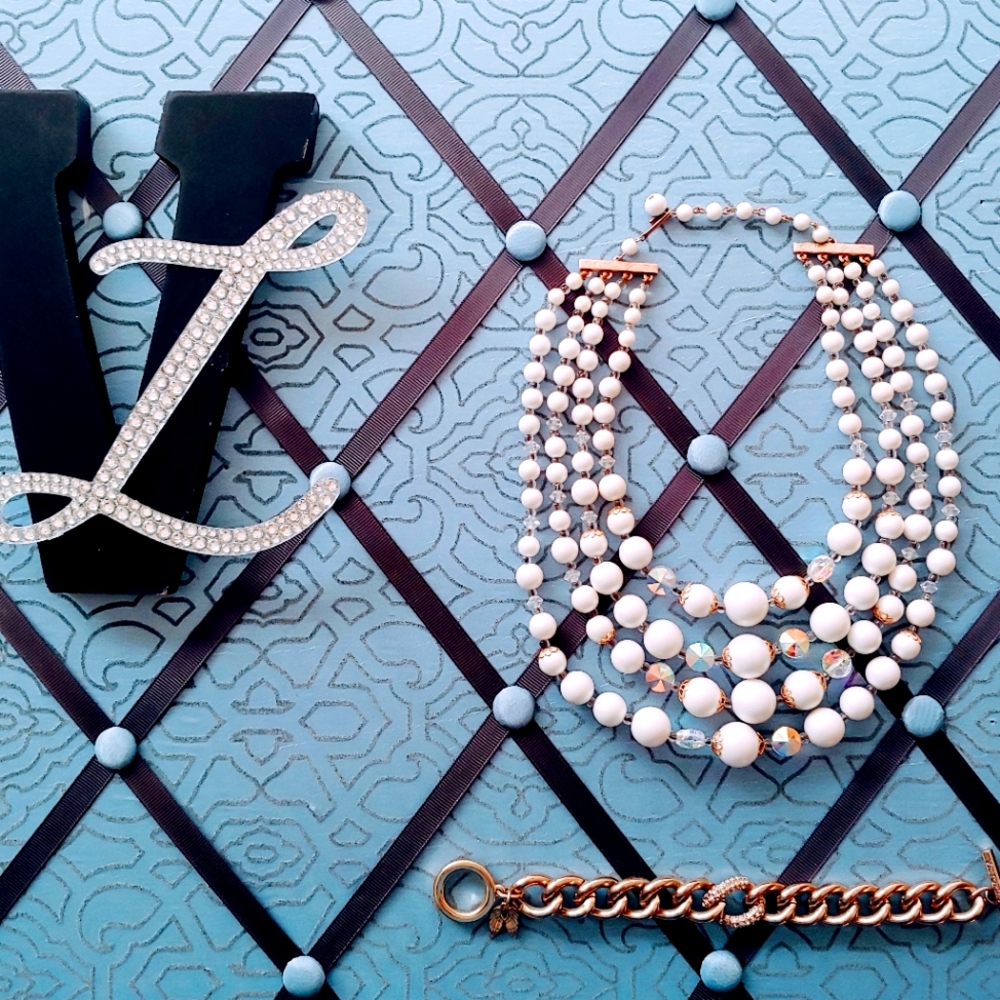 Victoria's Secret Chunky Gold toned Chain bracelet